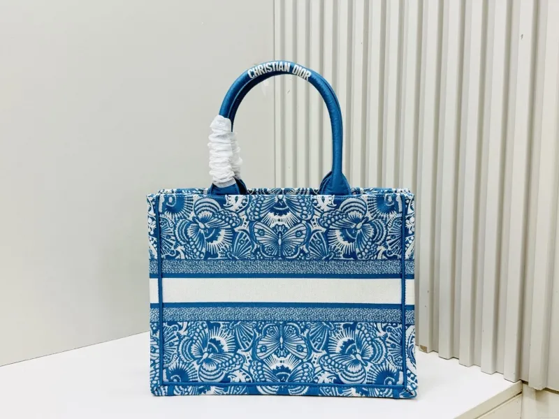 Dior Shopping Bags-223 - Image 4