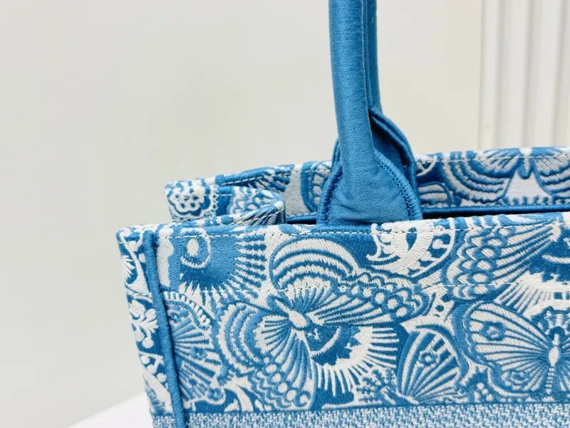 Dior Shopping Bags-223 - Image 5