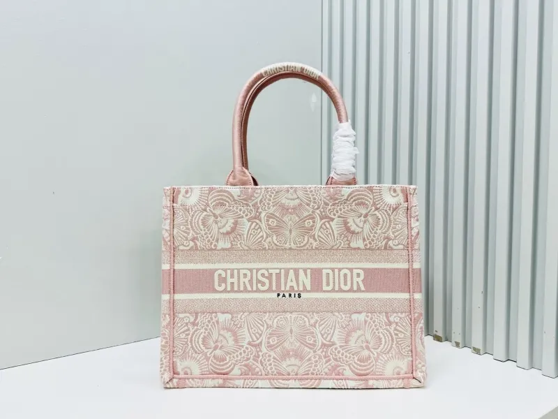 Dior Shopping Bags-226