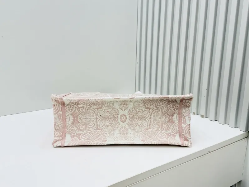 Dior Shopping Bags-226 - Image 8
