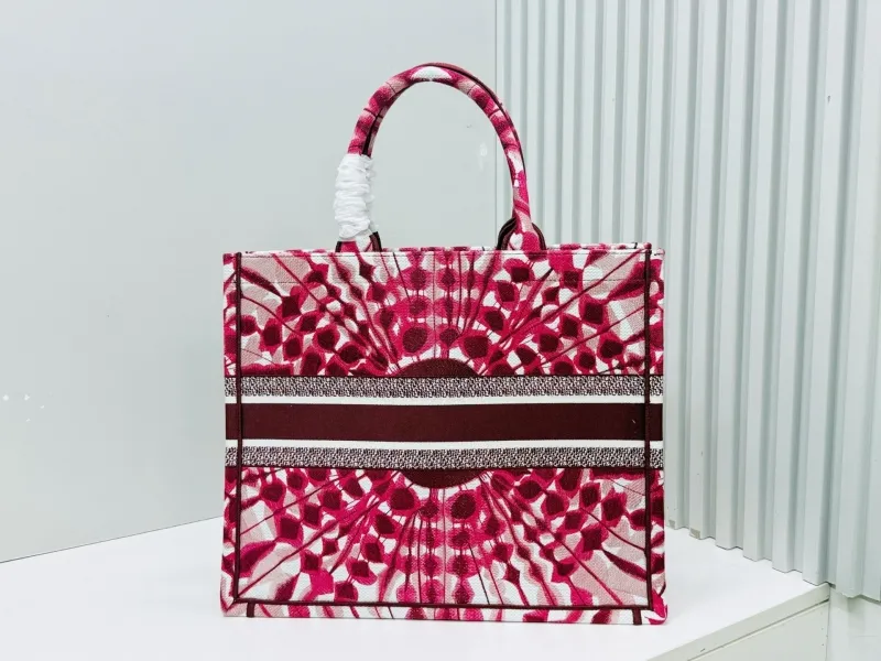 Dior Shopping Bags-227 - Image 4