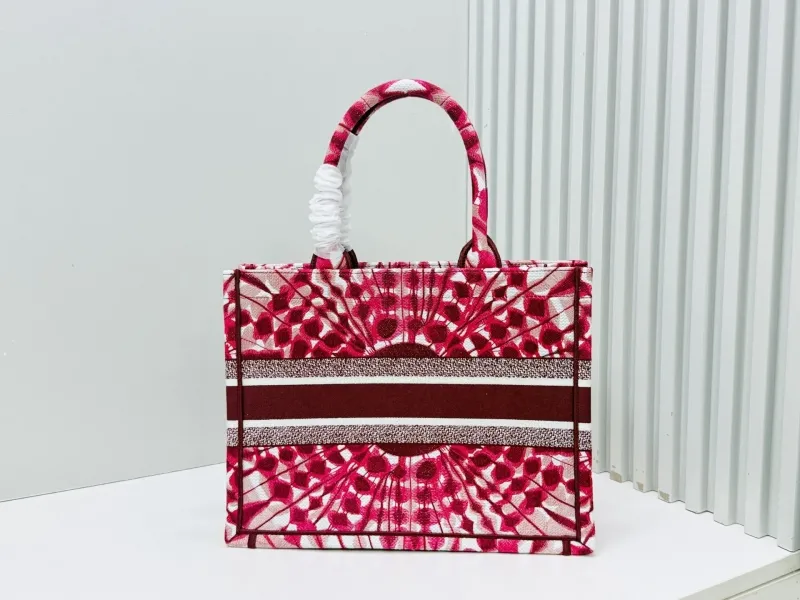 Dior Shopping Bags-228 - Image 4
