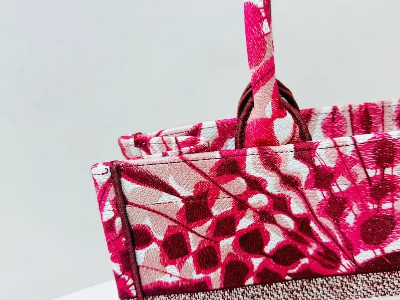 Dior Shopping Bags-228 - Image 5