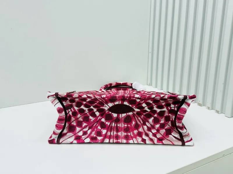 Dior Shopping Bags-228 - Image 9