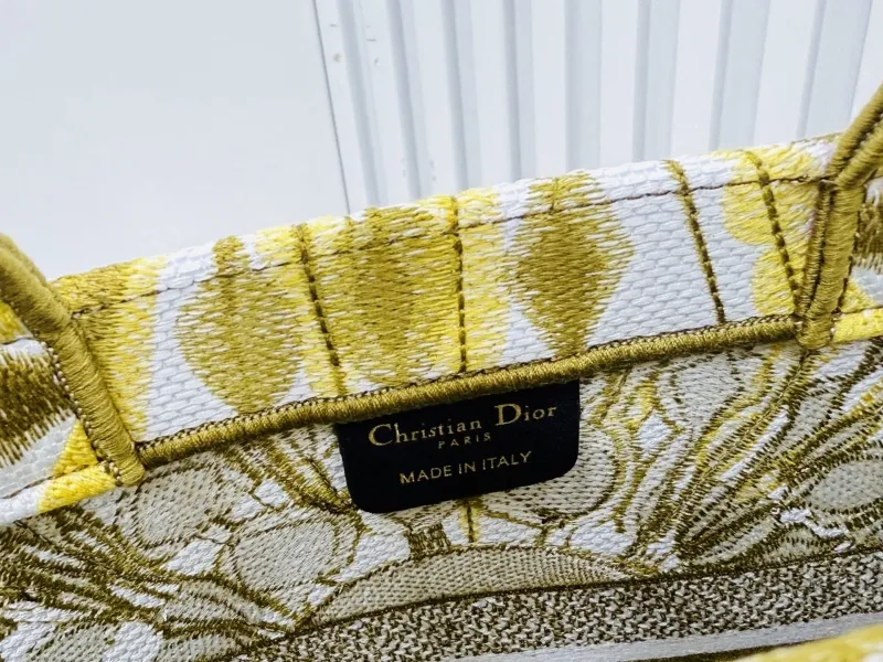 Dior Shopping Bags-231 - Image 7
