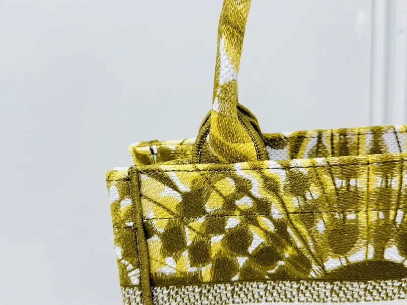 Dior Shopping Bags-232 - Image 5