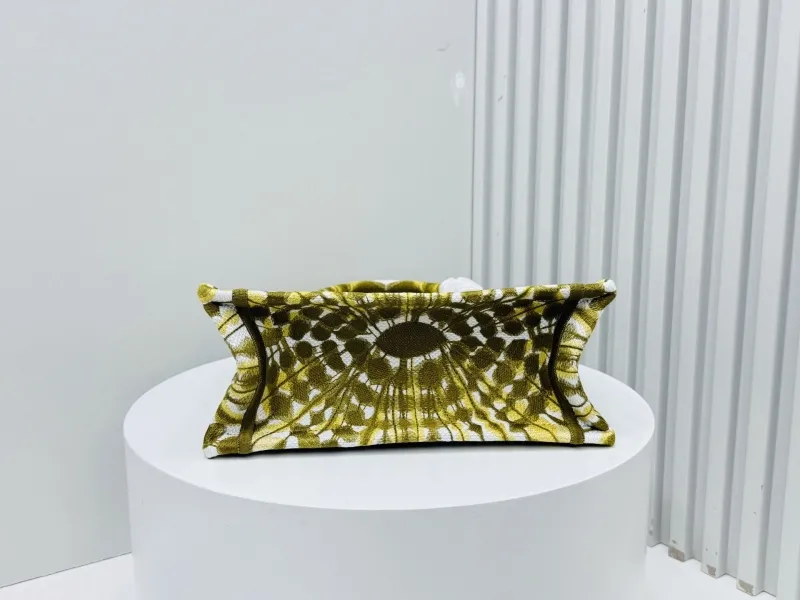 Dior Shopping Bags-232 - Image 7