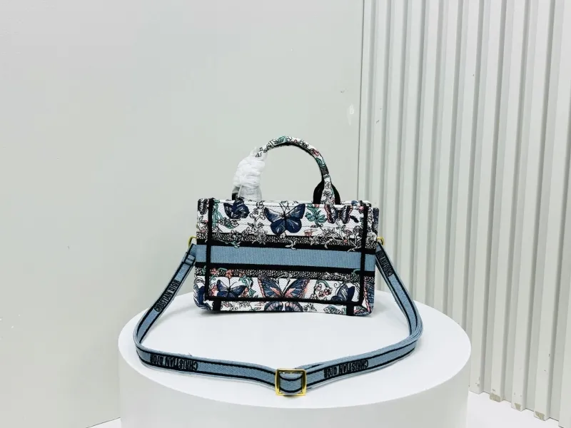 Dior Shopping Bags-234 - Image 4