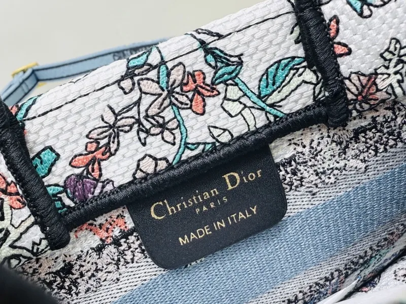 Dior Shopping Bags-234 - Image 8
