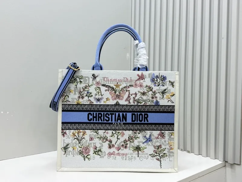 Dior Shopping Bags-235