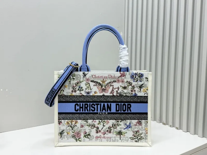 Dior Shopping Bags-236