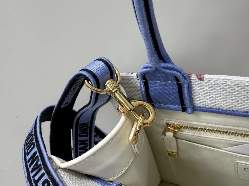 Dior Shopping Bags-237 - Image 5