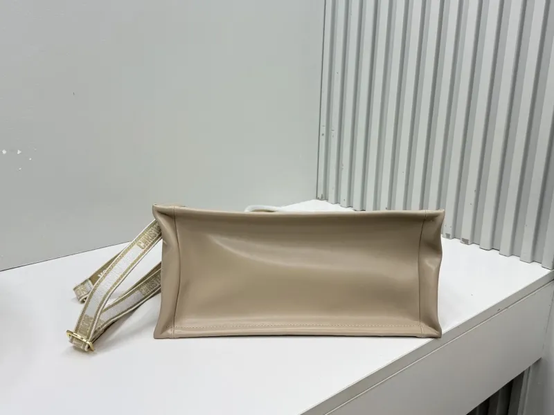 Dior Shopping Bags-239 - Image 7
