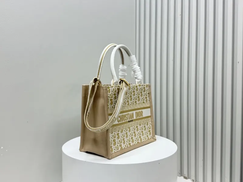 Alternative view of Dior Shopping Bags-240