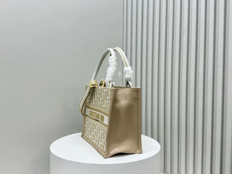 Dior Shopping Bags-240 - Image 3