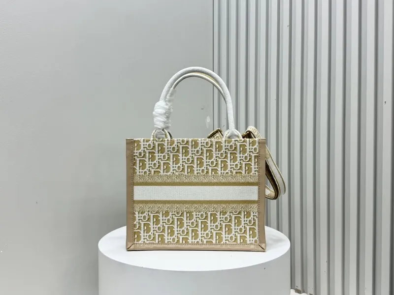 Dior Shopping Bags-240 - Image 4