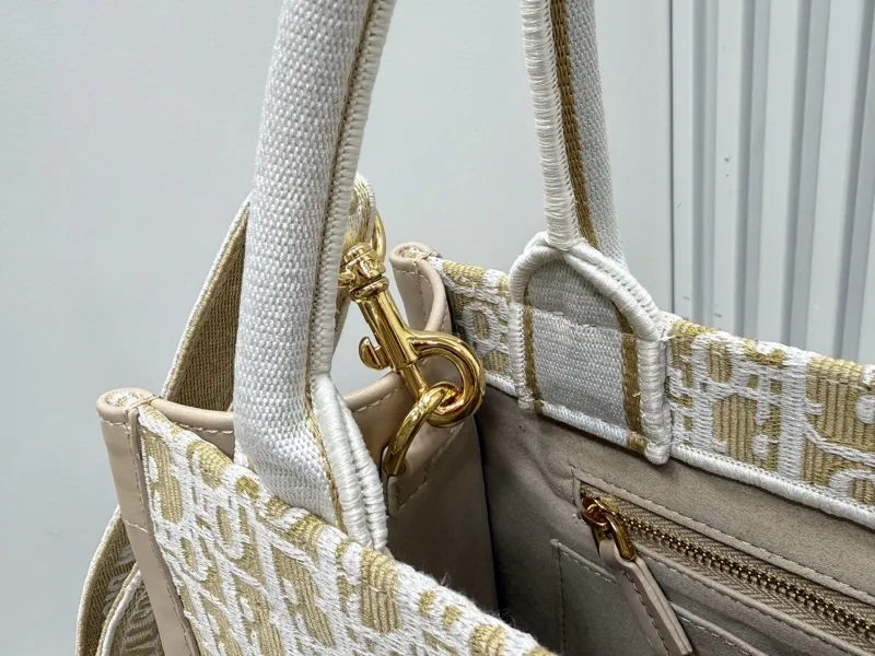Dior Shopping Bags-240 - Image 5