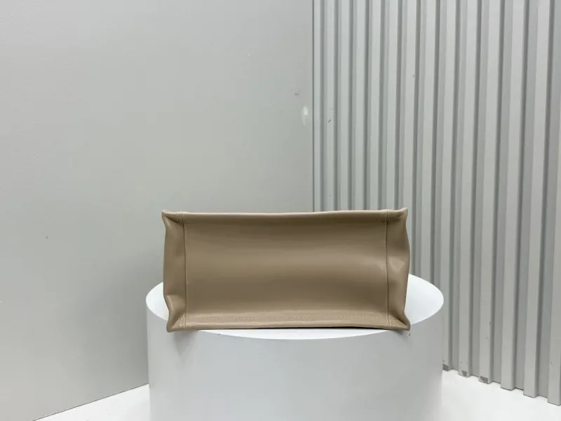 Dior Shopping Bags-240 - Image 6