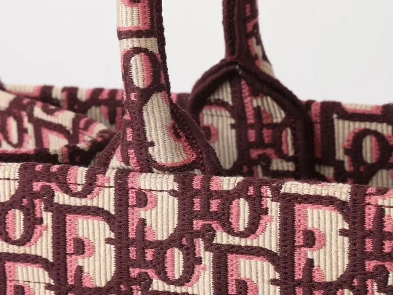 Dior Shopping Bags-241 - Image 4