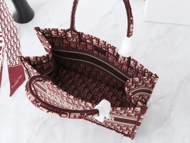 Dior Shopping Bags-241 - Image 8