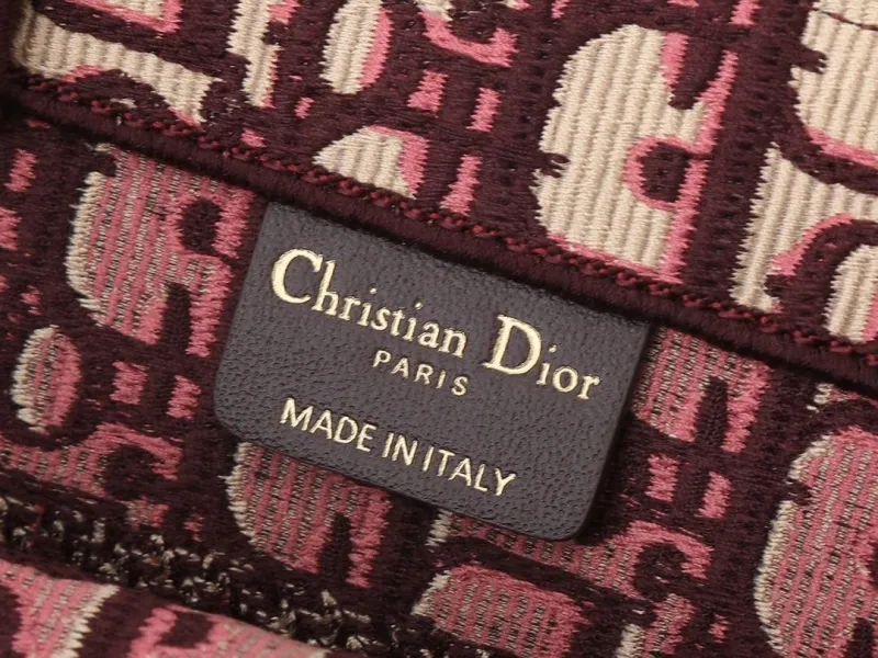 Dior Shopping Bags-241 - Image 9