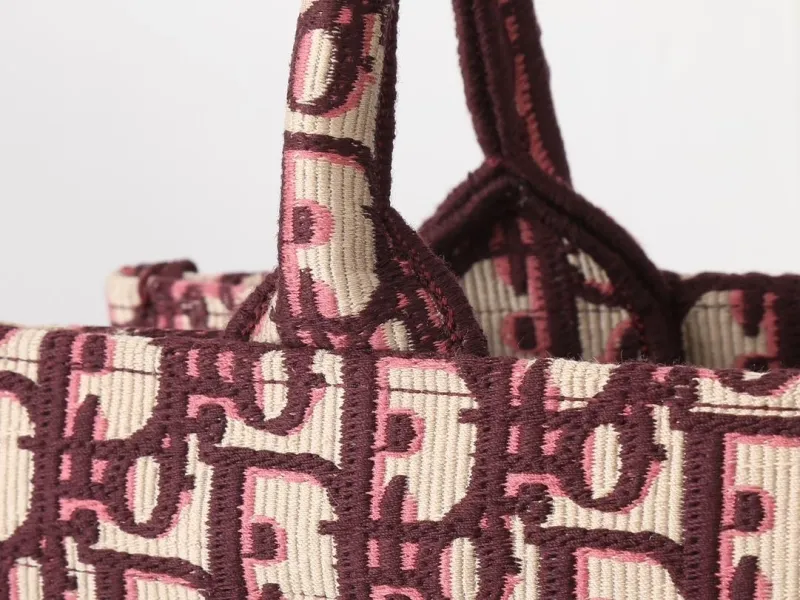 Dior Shopping Bags-242 - Image 5