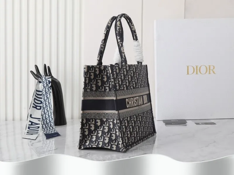 Dior Shopping Bags-244 - Image 3