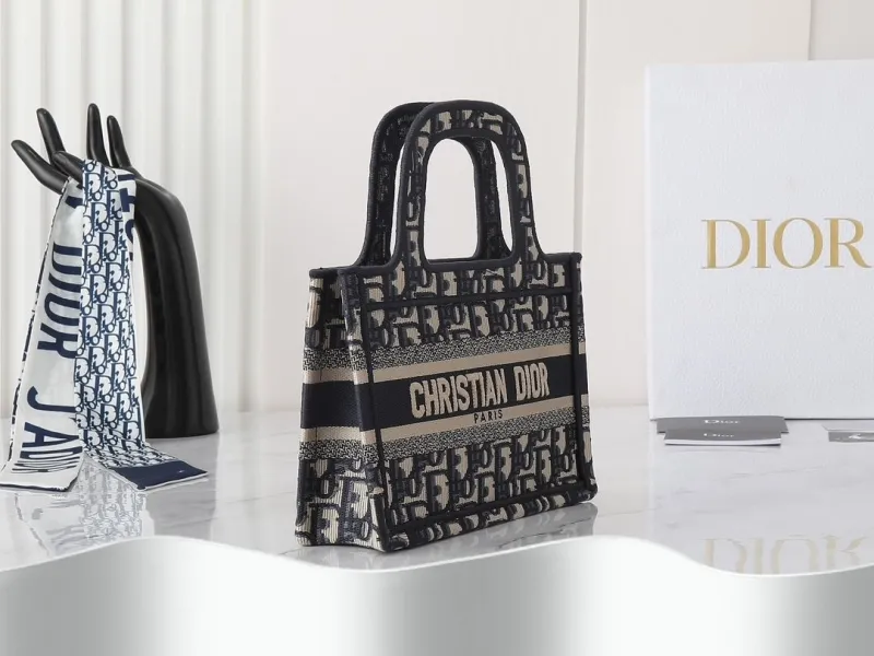 Dior Shopping Bags-246 - Image 3