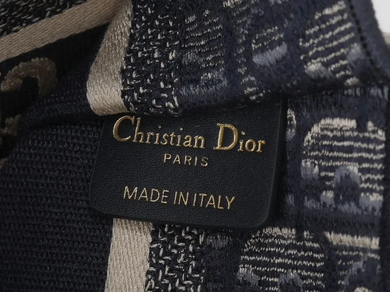 Dior Shopping Bags-246 - Image 9