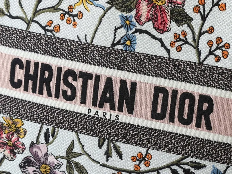 Dior Shopping Bags-247 - Image 4