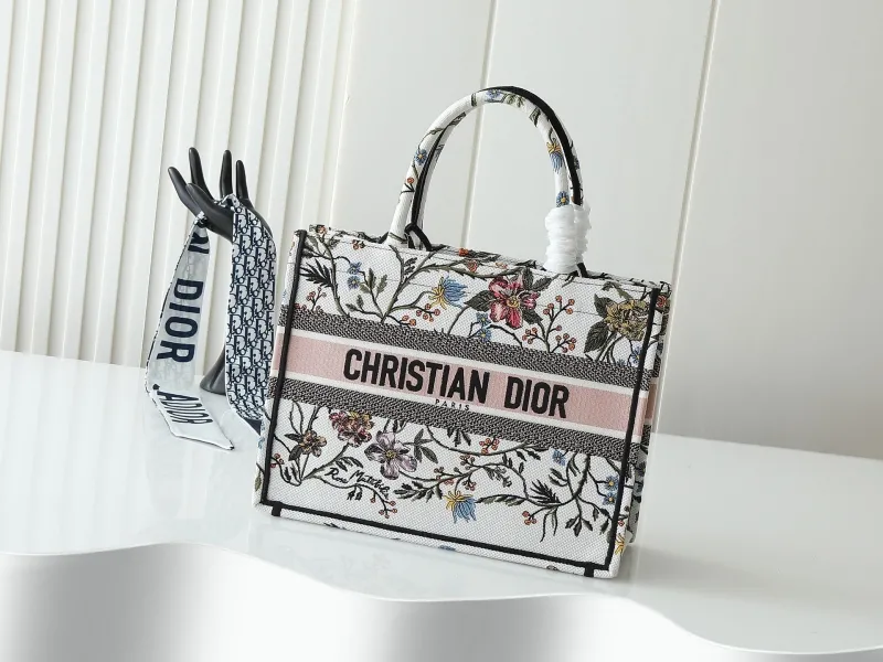 Dior Shopping Bags-248