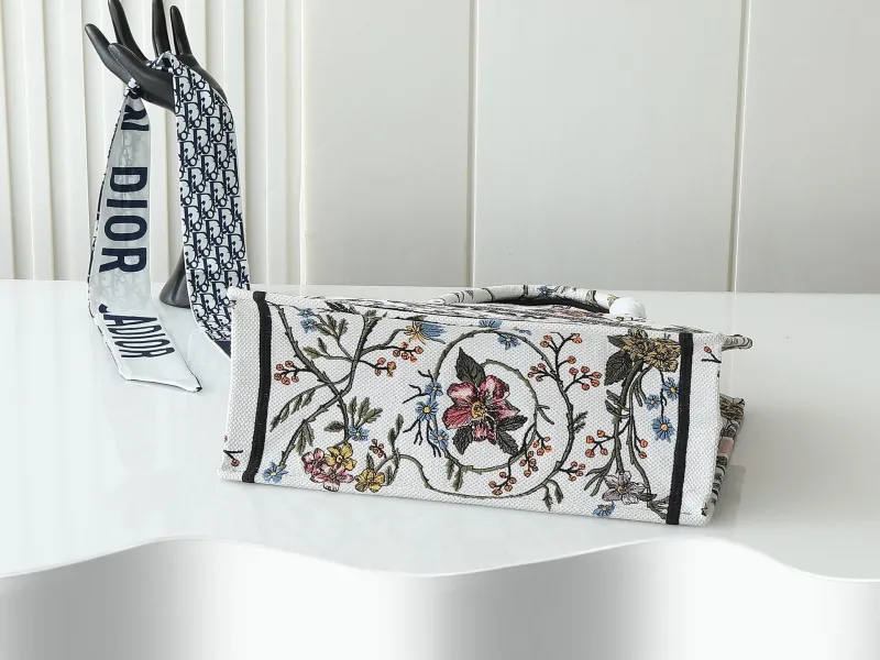 Dior Shopping Bags-248 - Image 6