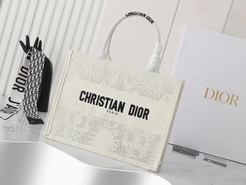 Dior Shopping Bags-265