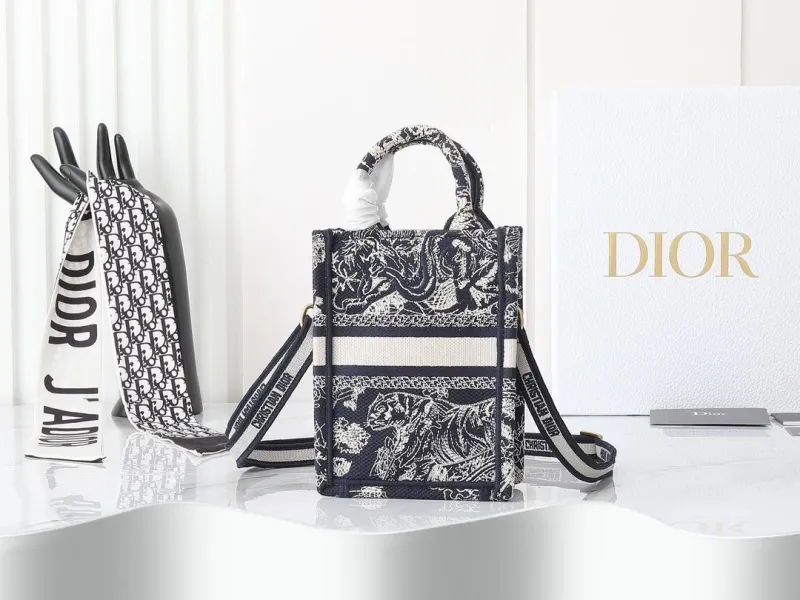 Dior Shopping Bags-295 - Image 3