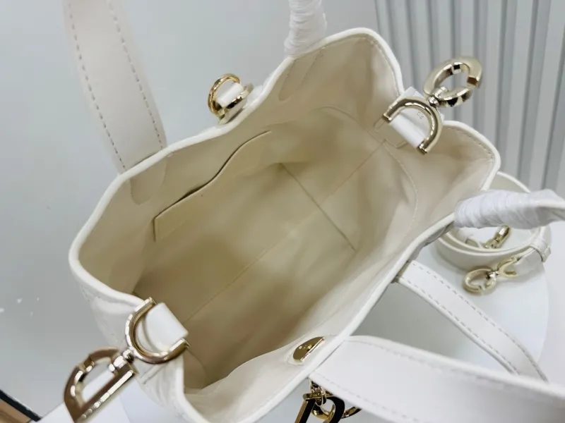 Dior Shopping Bags-302 - Image 9