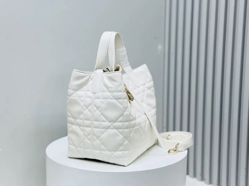 Alternative view of Dior Shopping Bags-303