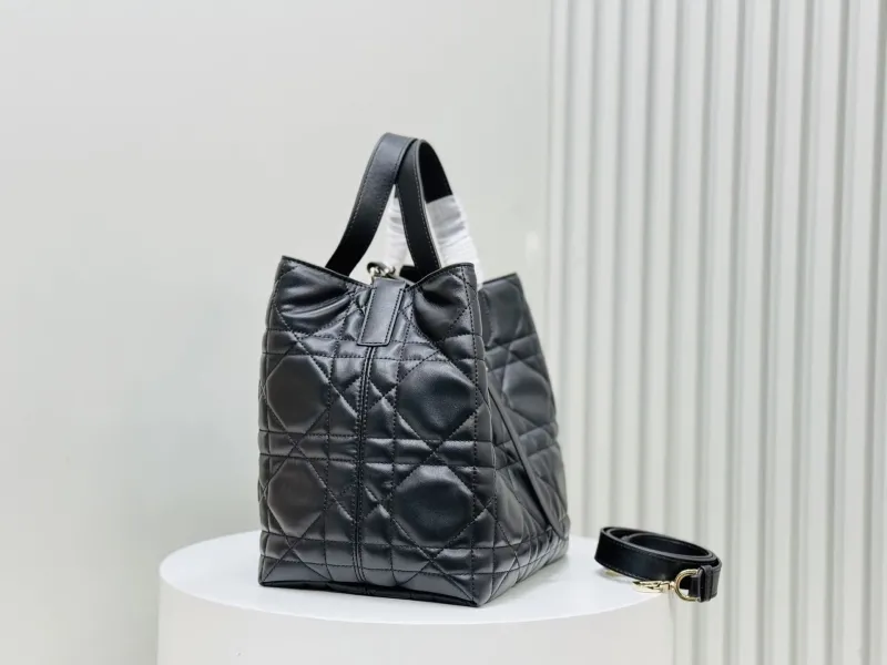 Alternative view of Dior Shopping Bags-307