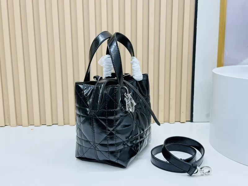 Alternative view of Dior Shopping Bags-308