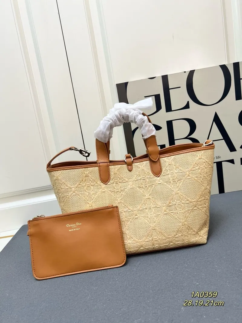 Alternative view of Dior Shopping Bags-321