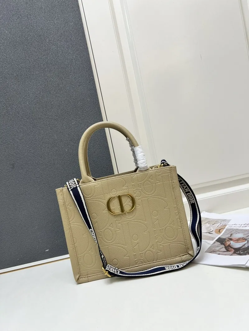 Dior Shopping Bags-325