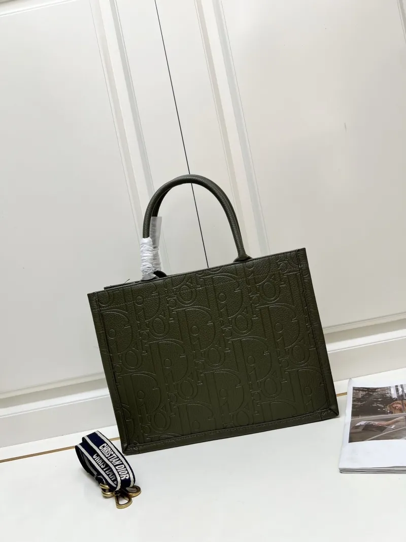 Alternative view of Dior Shopping Bags-329