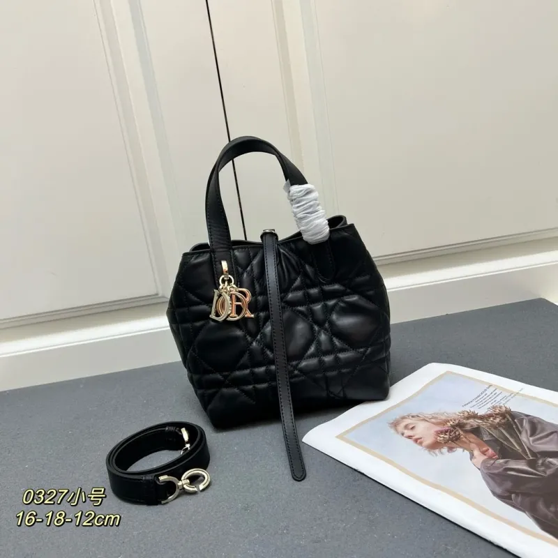 Dior Shopping Bags-337 - Image 4