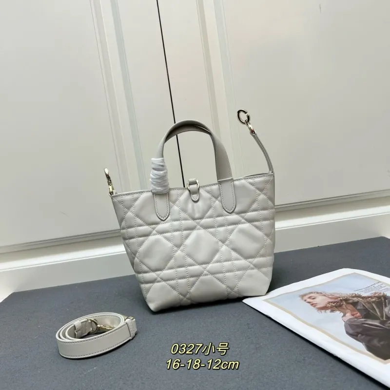 Dior Shopping Bags-338 - Image 4