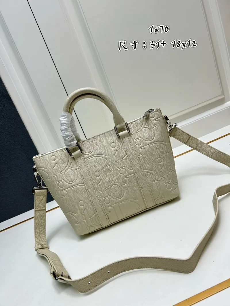 Alternative view of Dior Shopping Bags-339