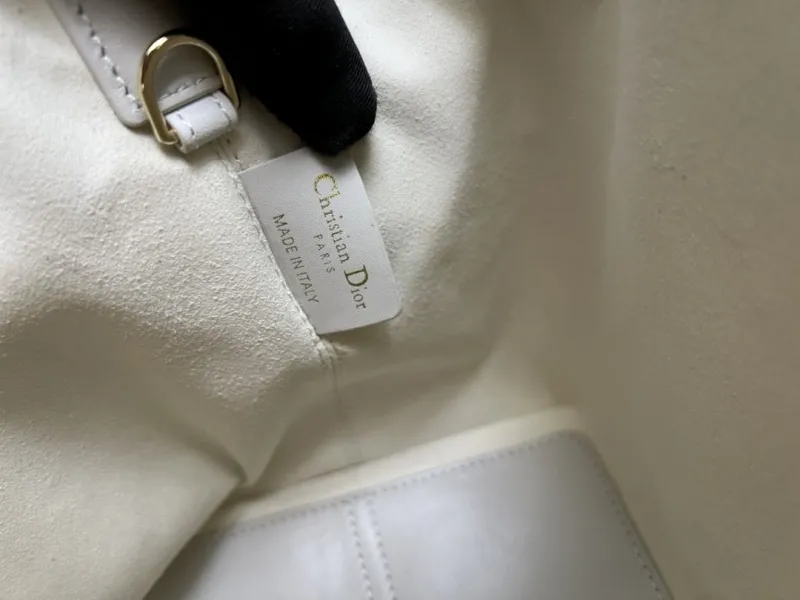 Alternative view of Dior Shopping Bags-342