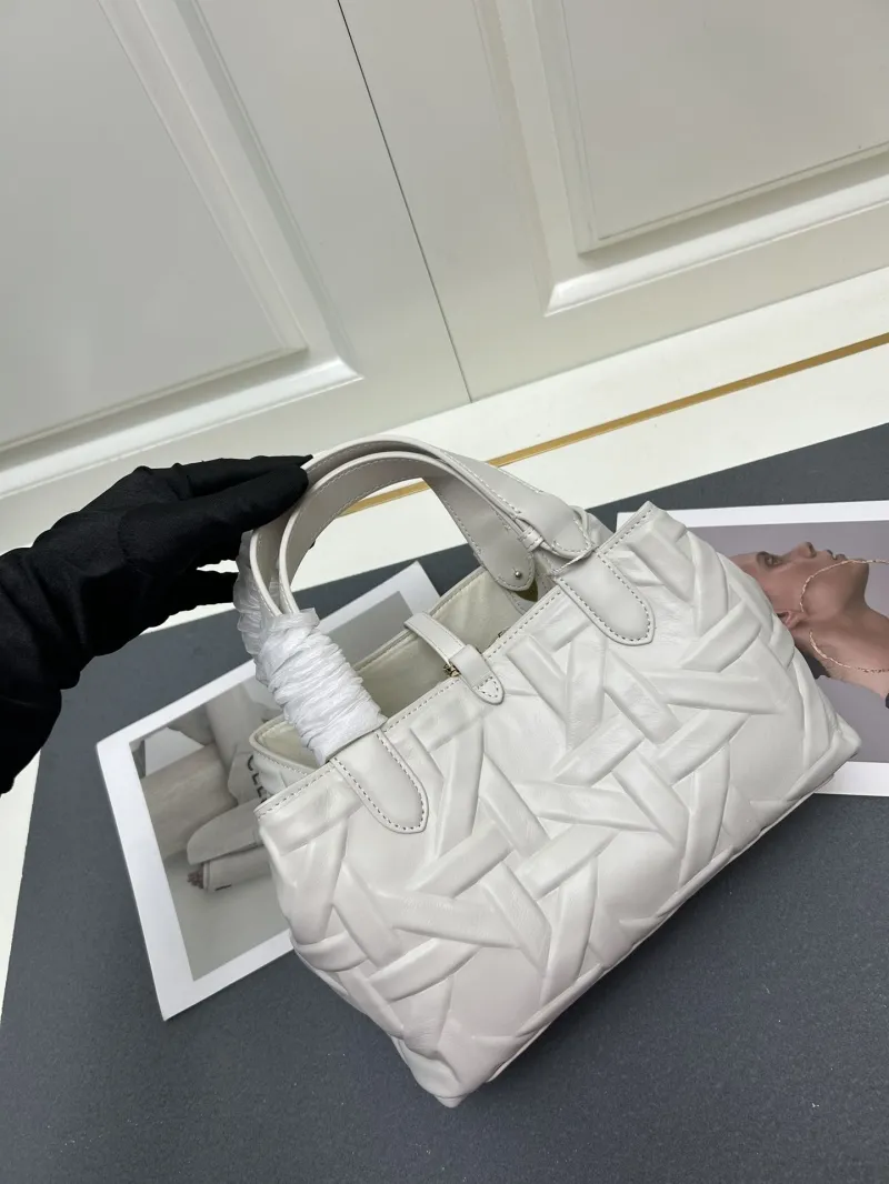 Dior Shopping Bags-343 - Image 3