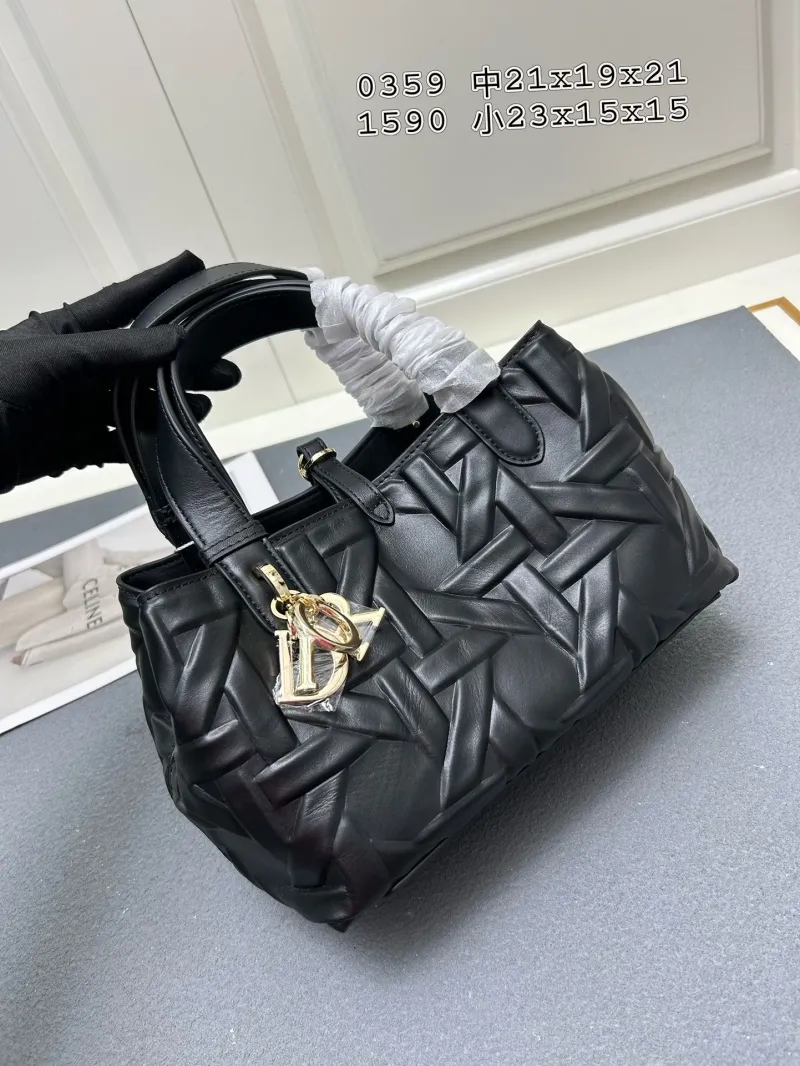Alternative view of Dior Shopping Bags-344