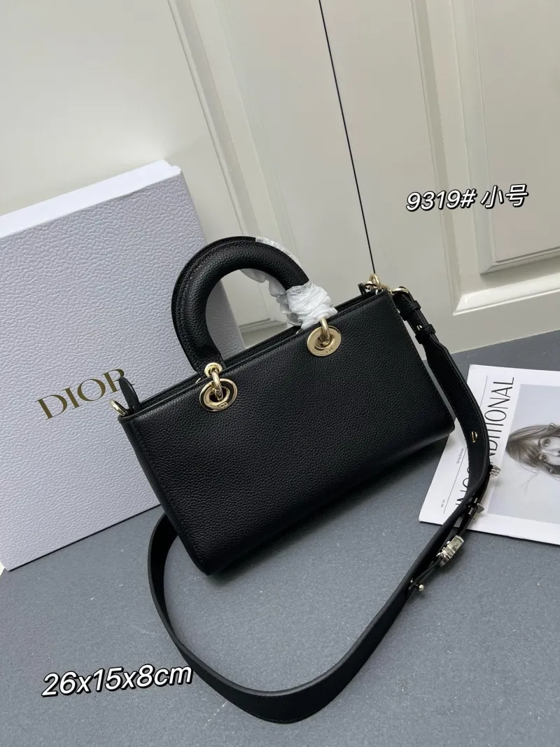Alternative view of Dior Shopping Bags-351