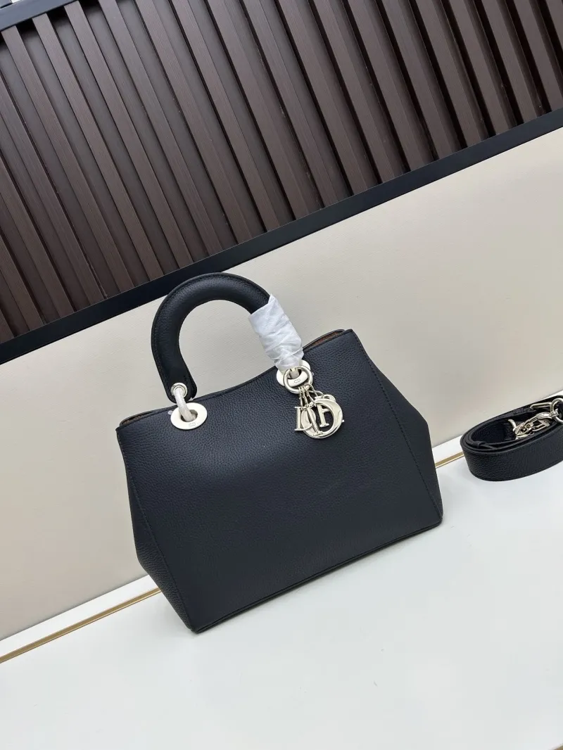Alternative view of Dior Shopping Bags-355