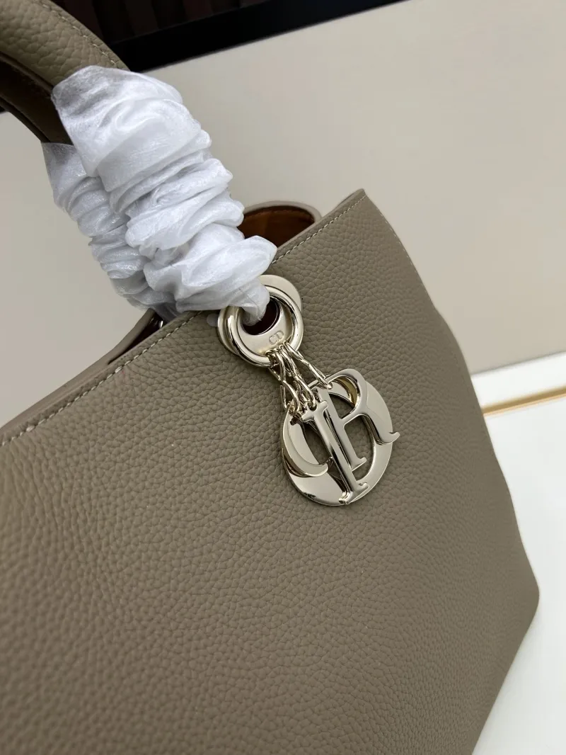 Dior Shopping Bags-357 - Image 5